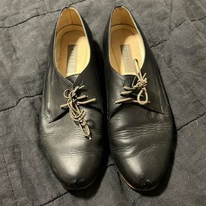 Well-loved Nisolo Oxfords size 9. Black leather.